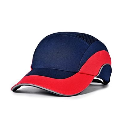 Borde corto 100% de la gorra de béisbol del casquillo del topetón de la seguridad del algodón de la ventilación los 56cm