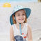 Pantone colorea los sombreros del cubo de los niños los 48cm Flip Up Brim rayado