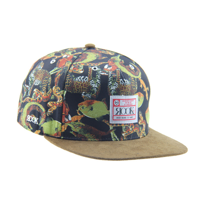 Impresión personalizada Camp Snapback 5 Panel Cap con visor de suéter / correa de cuero
