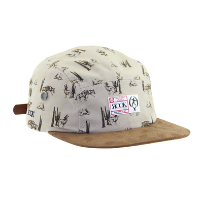 Suede Peak 5 Panel Caps Camp con corona de impresión de sublimación y correa de cuero
