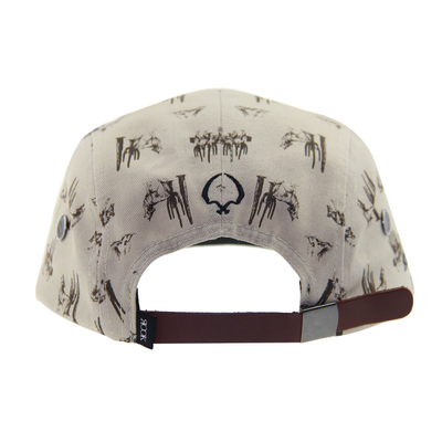 Suede Peak 5 Panel Caps Camp con corona de impresión de sublimación y correa de cuero